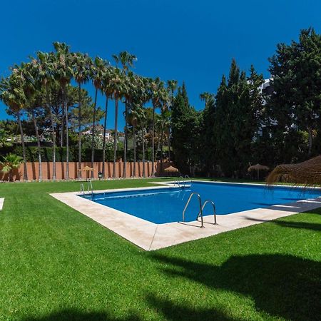 מארבלה Cabopino Duplex, Swimming Pool, Beach 5Min Away, Chill Out Terrace And High-Speed Wifi מראה חיצוני תמונה